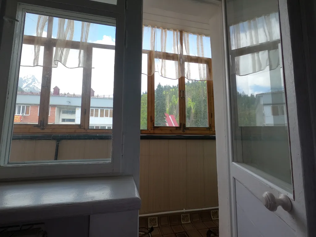 Трёхкомнатная квартира в сердце Домбая