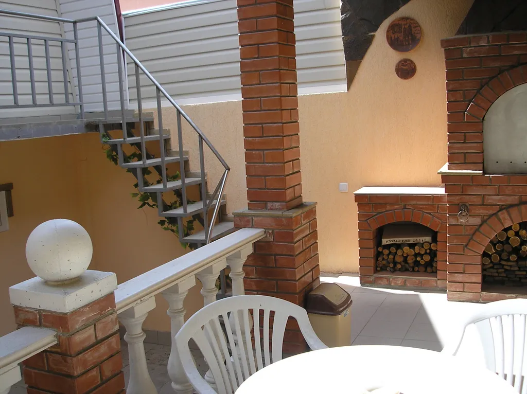 Коттедж Уютный коттедж с мангальной зоной — Судак