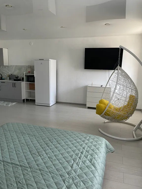 Уютная студия с видом на горы