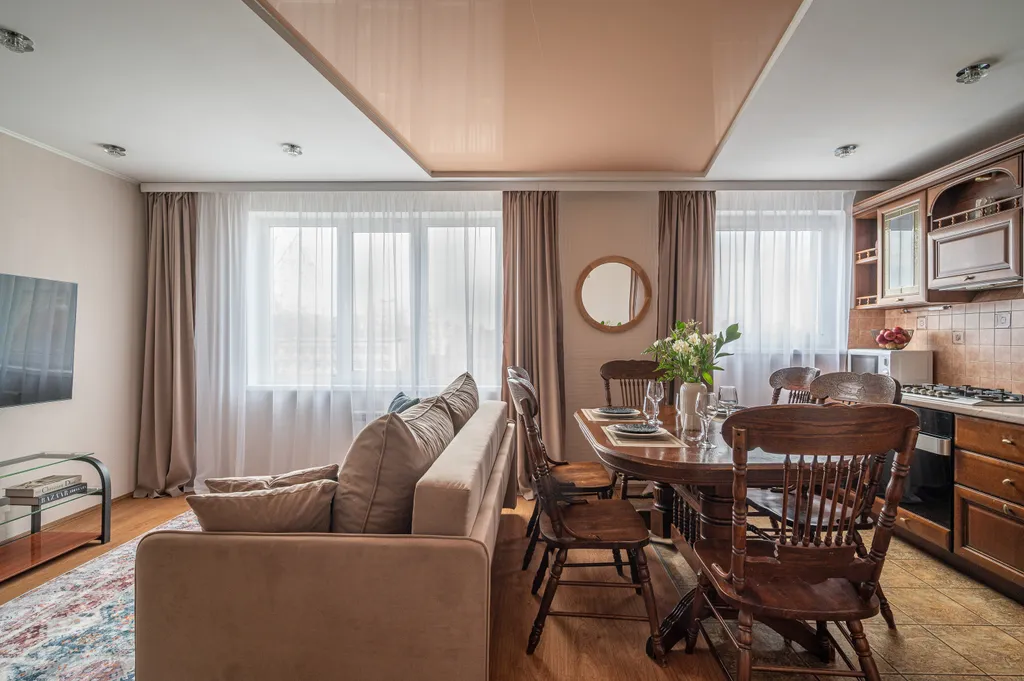 Большая семейная