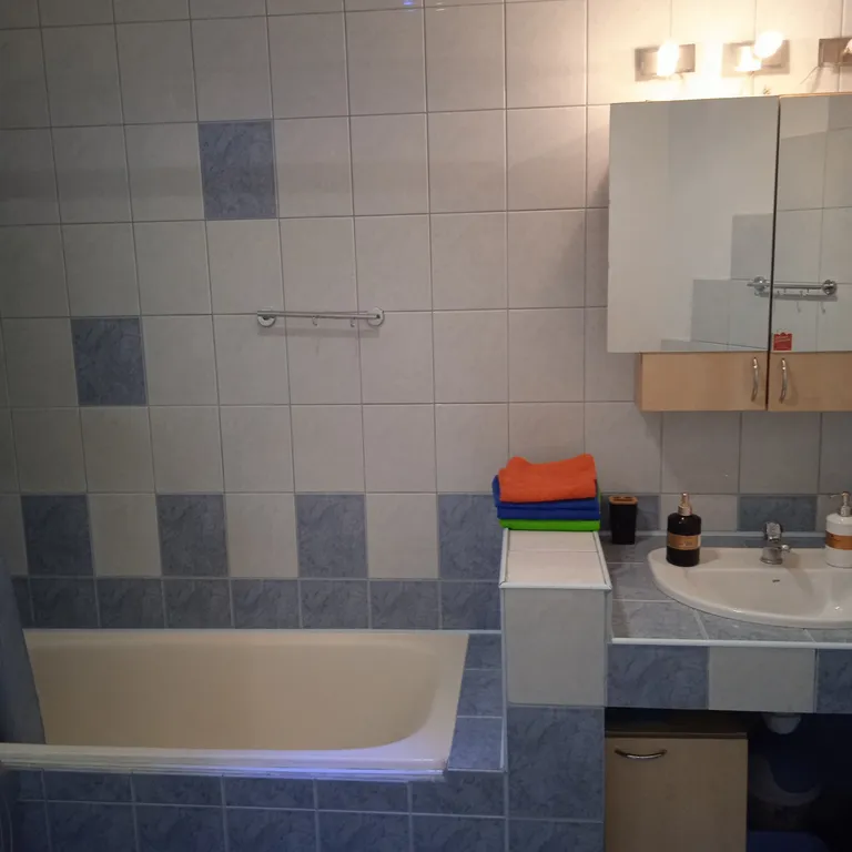 Квартира Апартаменты в самом центре 4/4эт. с видом на город — Калининград