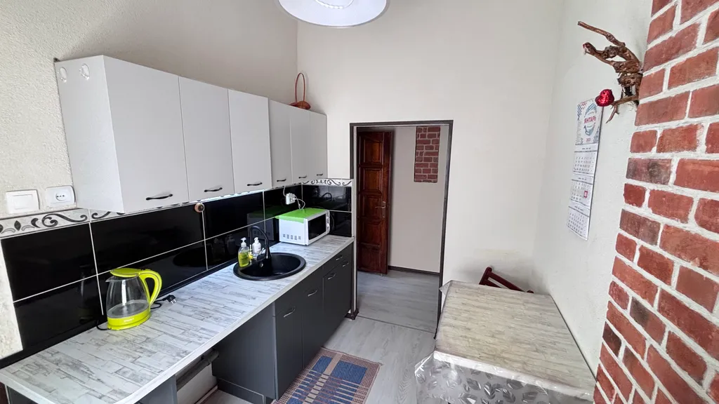 Уютная квартира в центре города у побережья