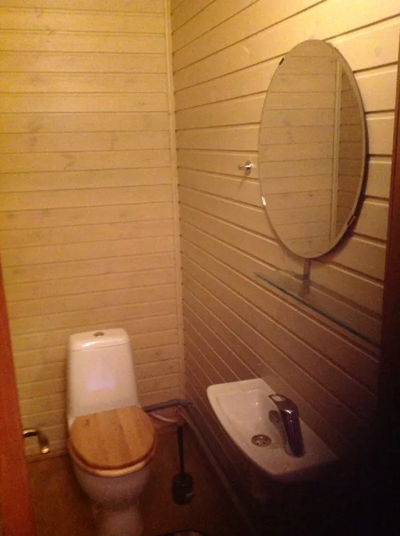 Уютный дом вблизи от города