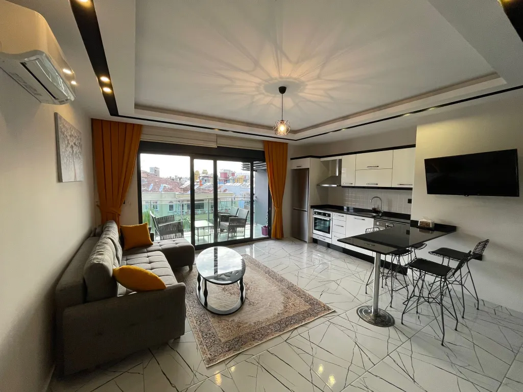 Уютный апартамент у моря с потрясающим видом в центре города