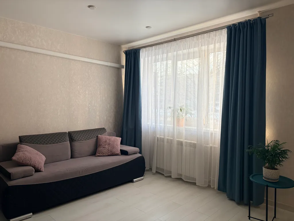 Квартира Квартира в центре Калининграда. Автомобиль в аренду — Калининград