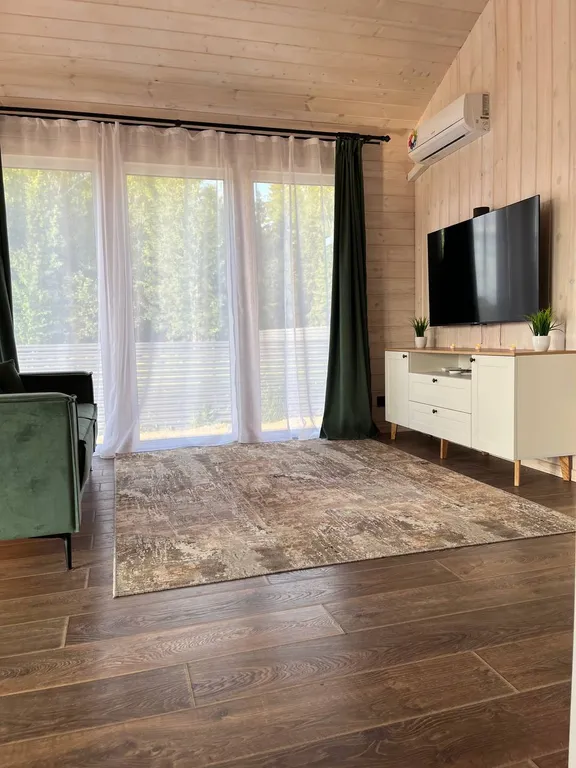 Коттедж Загородный дом у воды — Лопотово