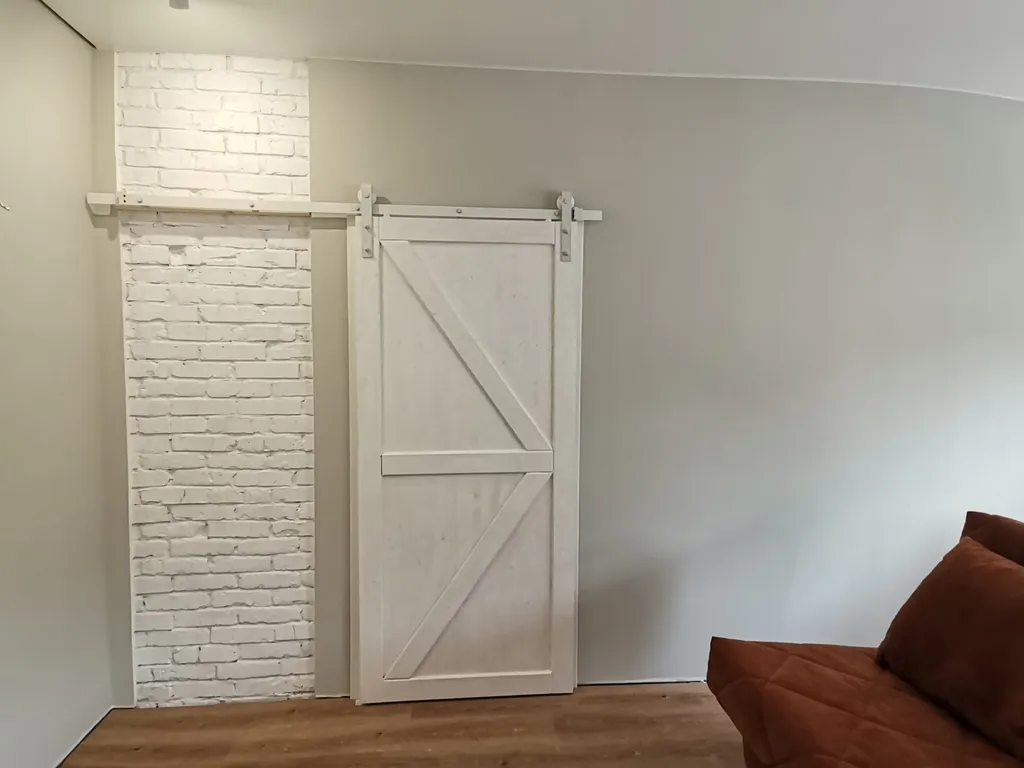 Квартира в центре в белом лофте