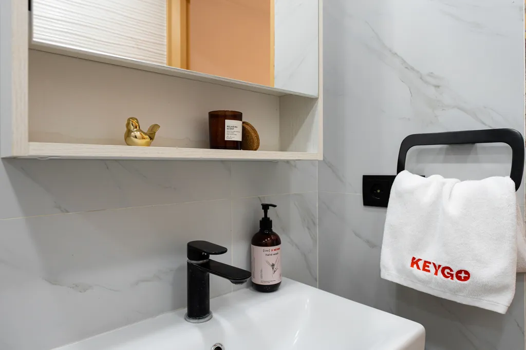 Апартаменты рядом с парком имени Дианы Абгар