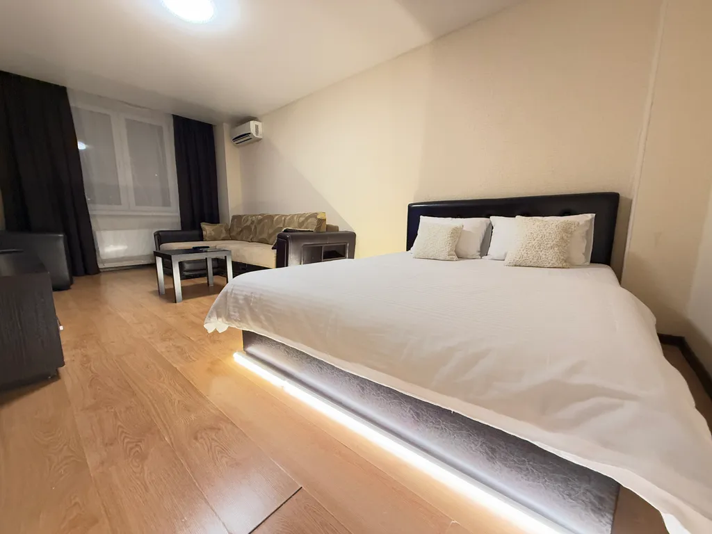 Квартира Тут хорошо на Щорса — аренда посуточно в Екатеринбург