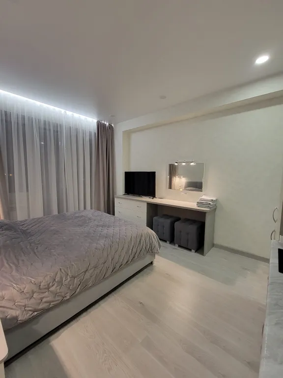 Стильные апартаменты с видом на море и горы