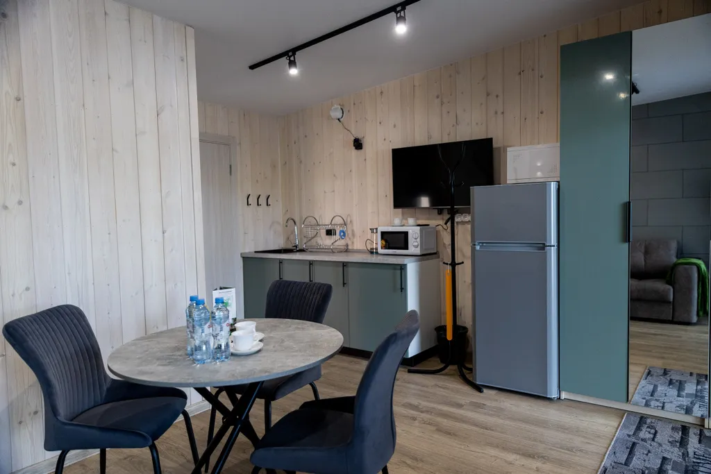 Гостевой дом в глэмпинге у реки