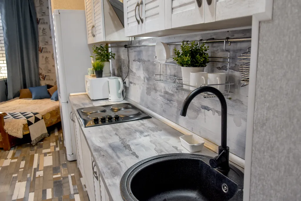 Стильная студия возле ТЦ Космос