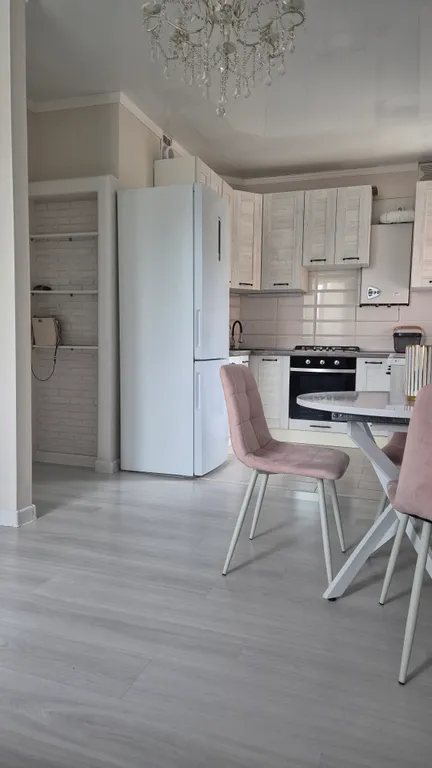 Квартира Уютная квартира с большой кухней-гостиной в современном доме — Севастополь