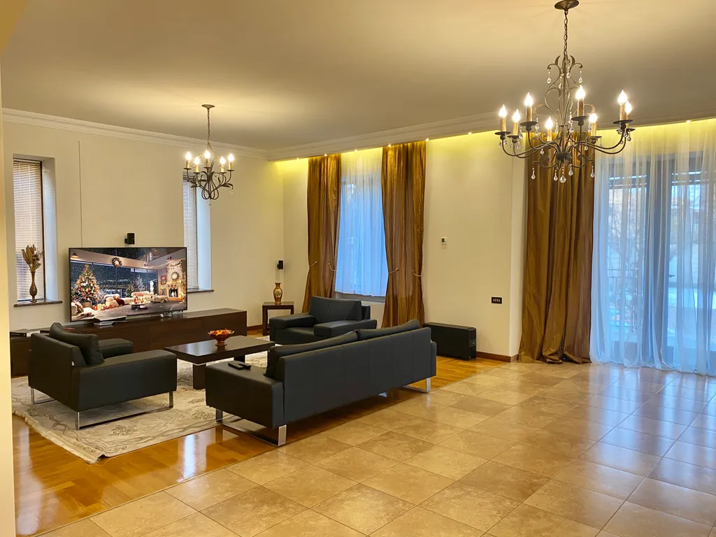 Шикарная вилла со всеми удобствами в самом чистом районе города