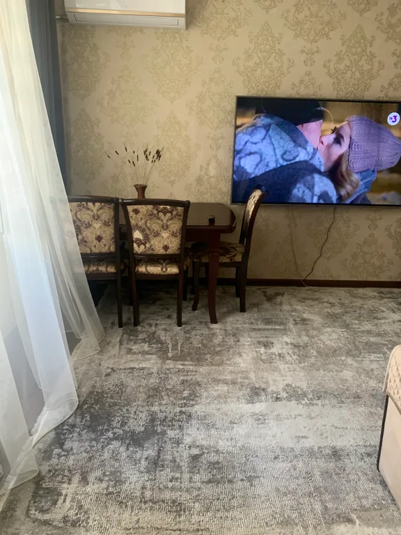 Уютная квартира в удобном районе для отдыха гостейгорода