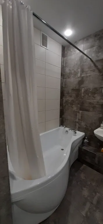 Отличная квартира,  центр, парковка