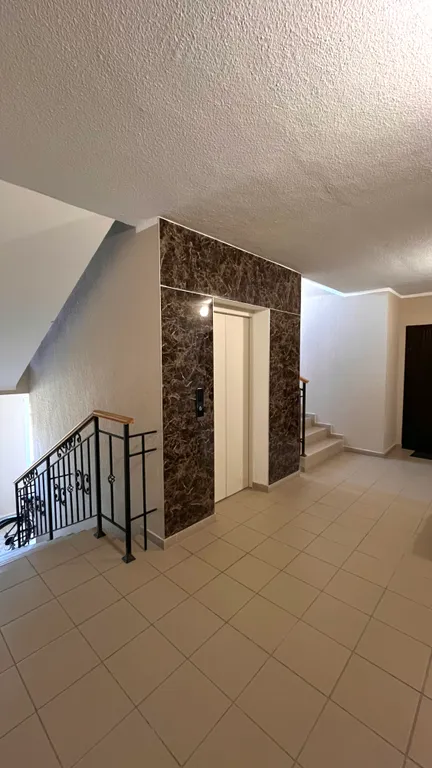 Просторная новая квартира для семейного отдыха в 10 минутах от моря