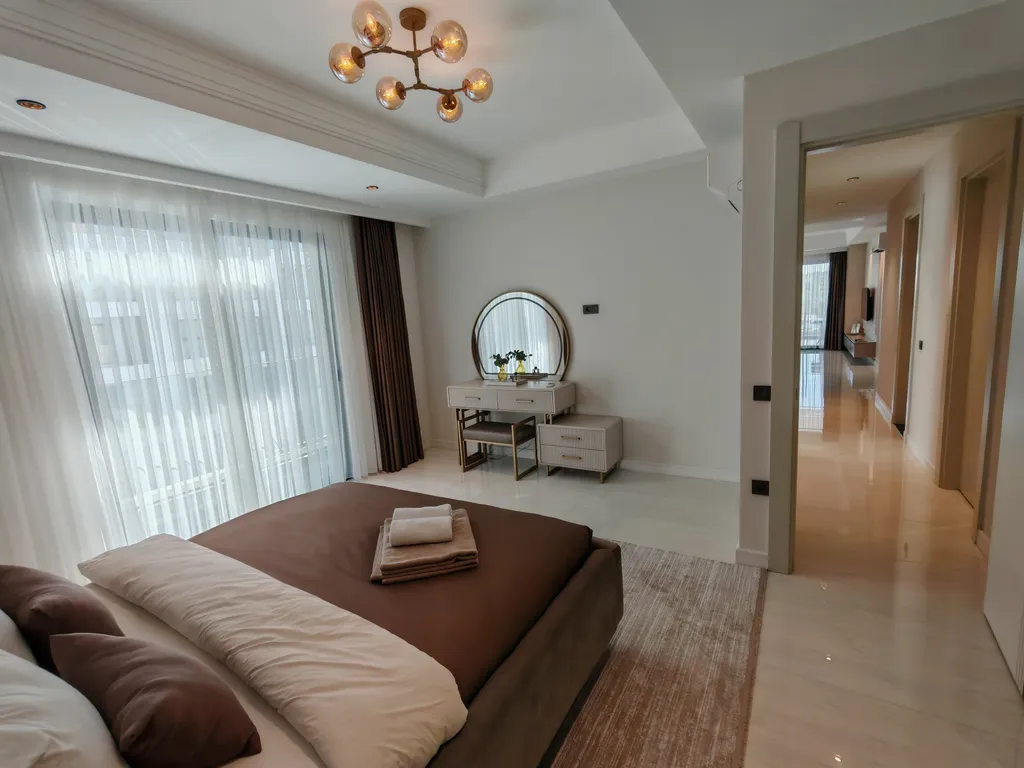 Квартира 2+1 XL в Azura World c видом на бассейн и аквапарком