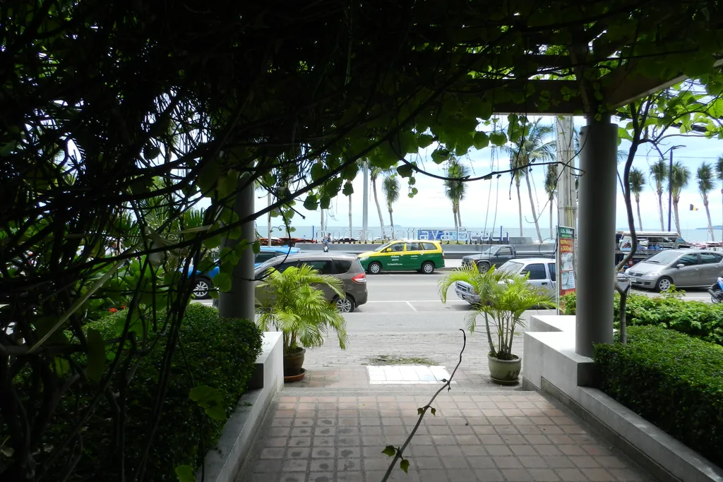 Апартаменты с 1 спальней и гостиной фронтальный вид на море