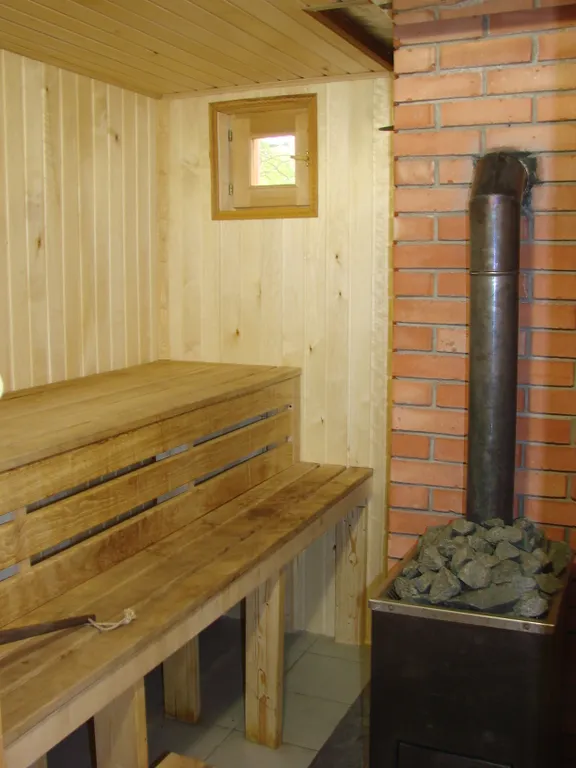 Дом с русской баней на берегу озера Селигер