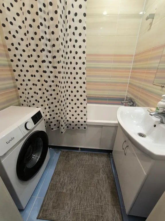 Уютная евротрешка в центре у СК Арена