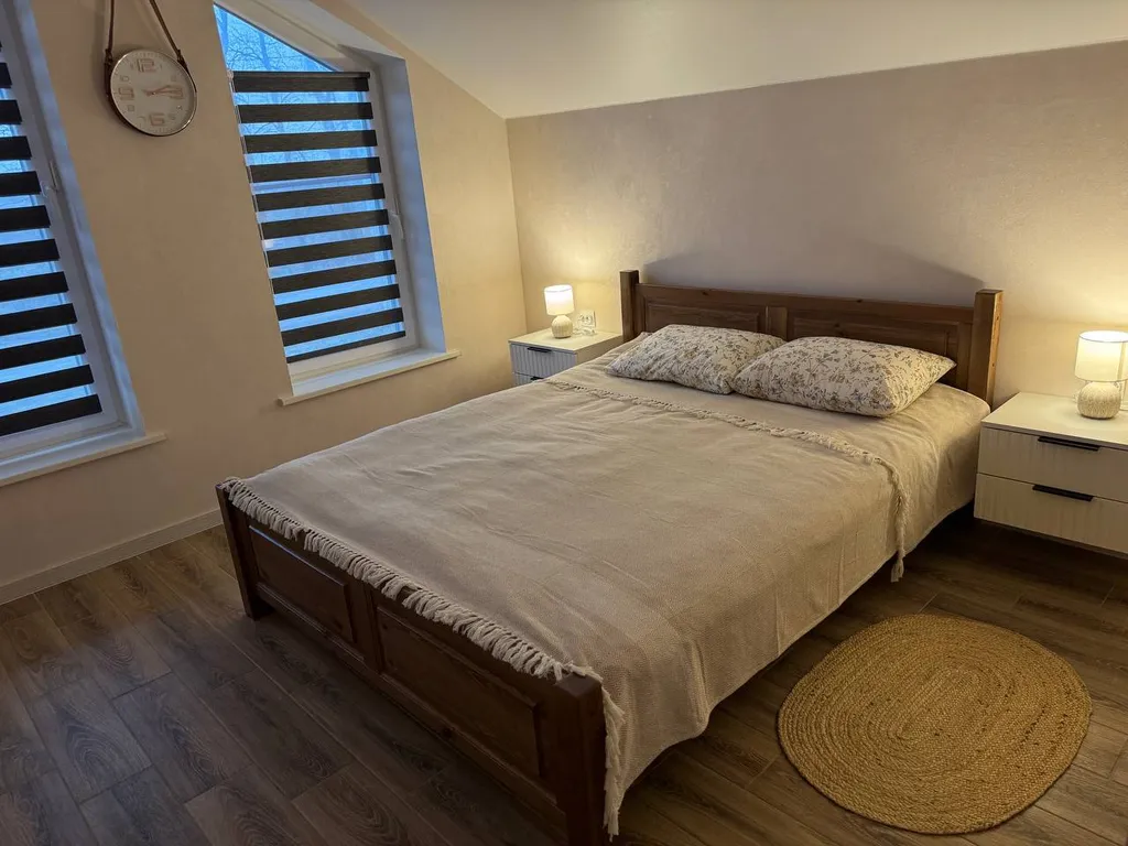 Гостевой дом с конюшней