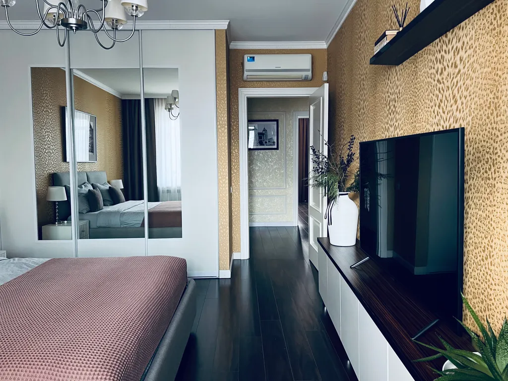 Современная классика в центре с комфортом апарт-отеля