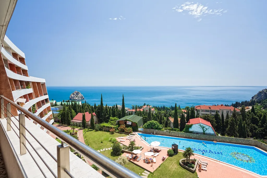 Апартаменты с самым панорамным видом на море и горы в Гурзуфе