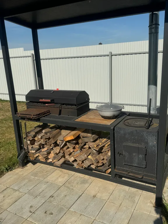 Гостевой дом с камином и террасой