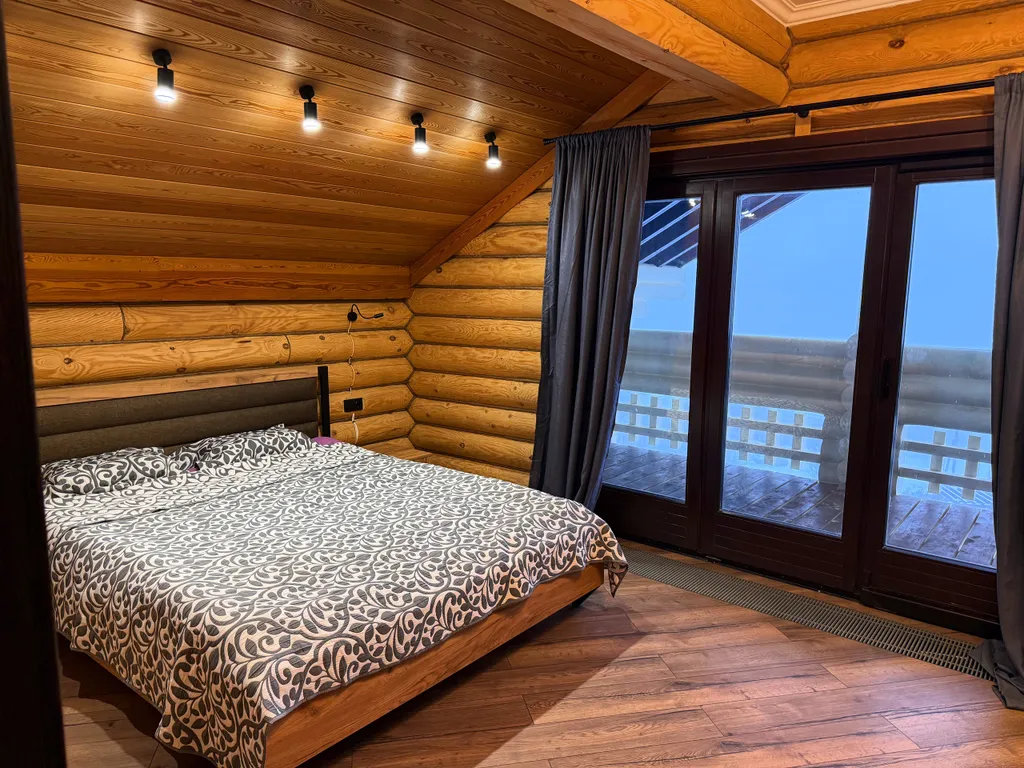 5-комнатный Дом