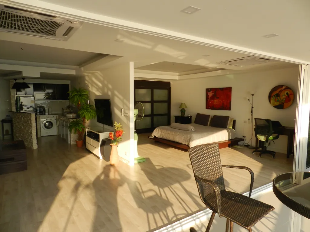 Апартаменты с 1 спальней и гостиной фронтальный вид на море