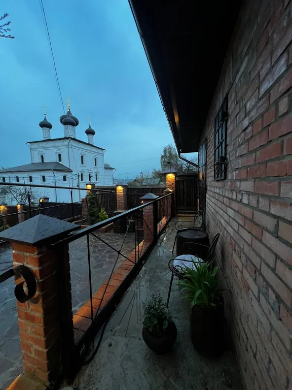 Дом с амбаром 1903. Старинный дом на 8-9 человек в самом центре. Сауна