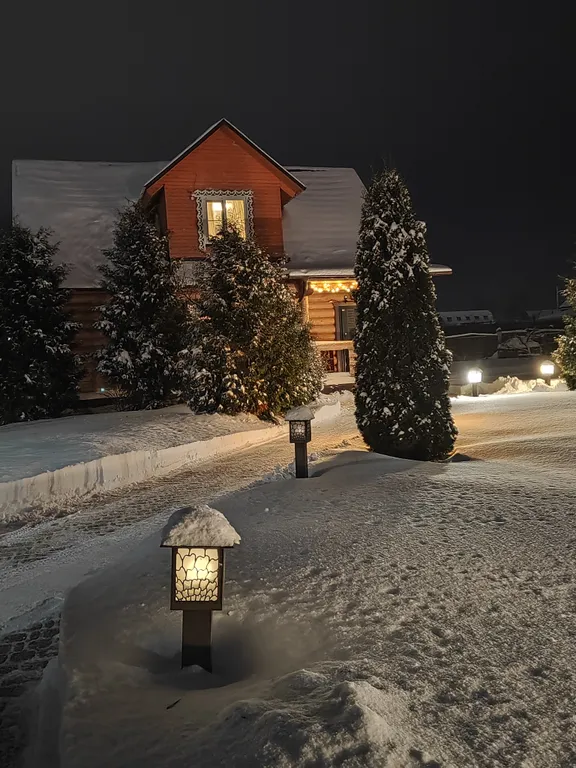 Теплый дом в русской деревне