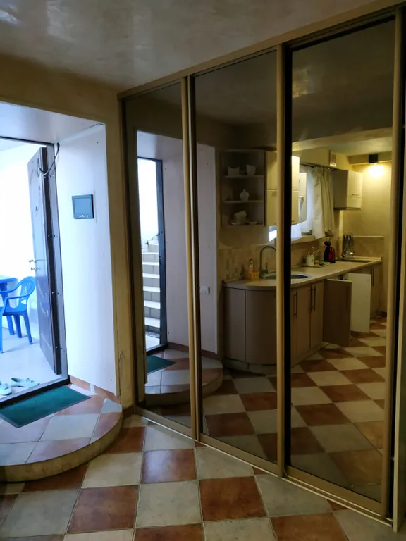 Квартира Уютные апартаменты в центре у моря — Севастополь