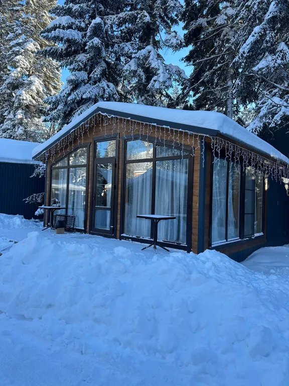 Коттедж Шале 2 с видом на горы и лес — аренда посуточно в Архыз