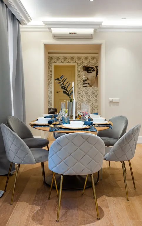 Апартаменты на 5 этаже исторического дома