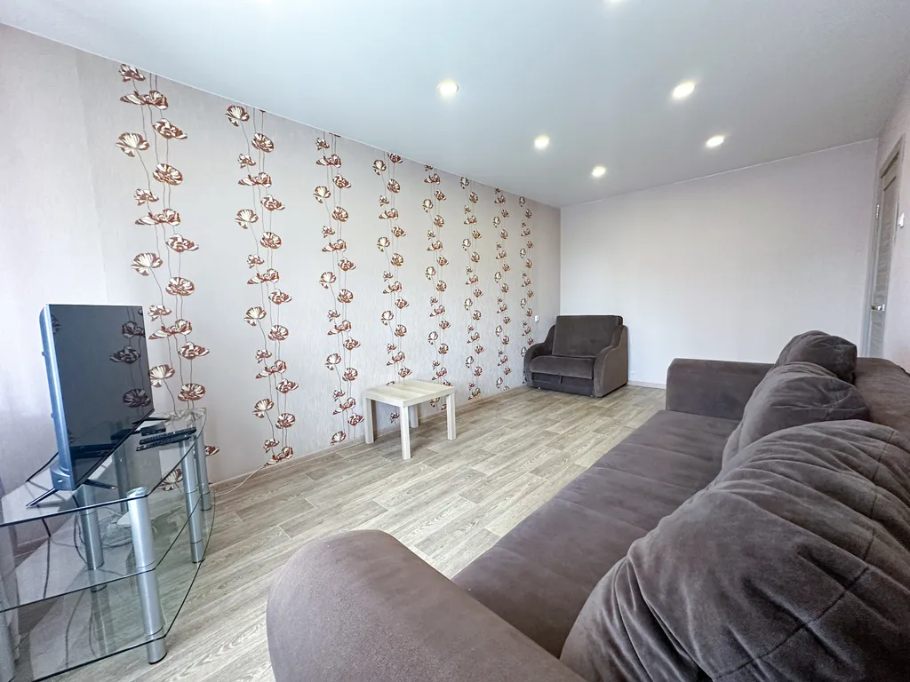 Двухкомнатные апартаменты в центре автозаводского района