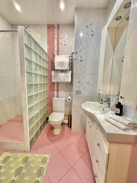 Яркая cтудия для вашего комфортного отдыха