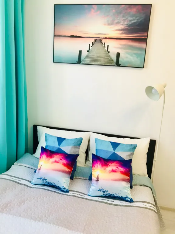 Современная студия Бирюза на площади Маркса