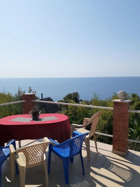 Коттедж Дом на море с уникальным интерьером — Зубова Щель