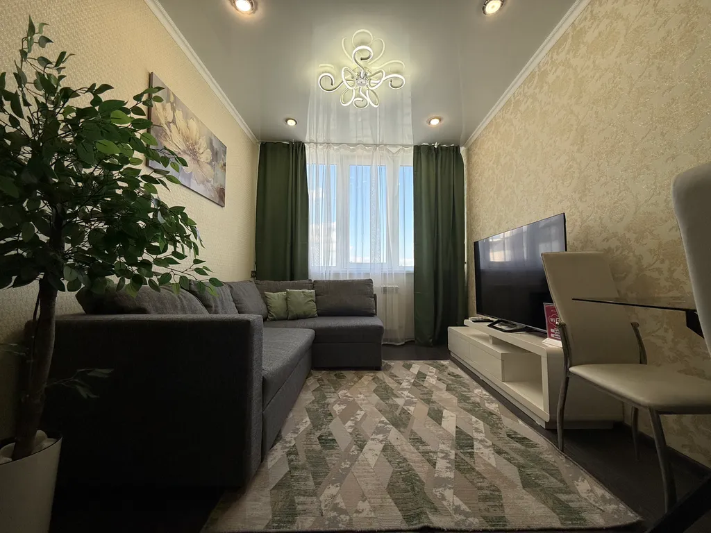 Уютная евродвушка на набережной с видом на реку Дон