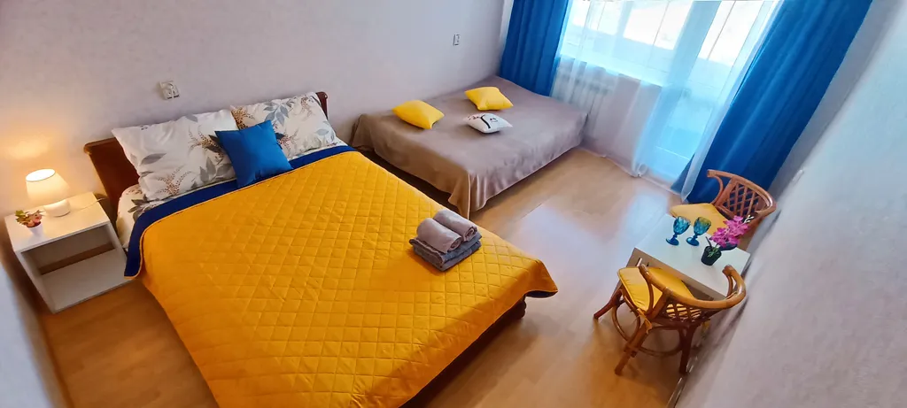 Квартира Квартира Центр города! 3 изолированные комнаты, 3 кровати — Калининград