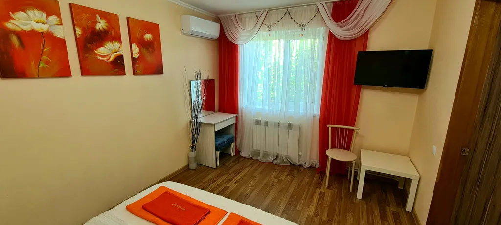 Квартира Квартира 2-х комнатный номер с балконом  у моря — Ейск