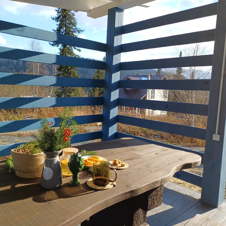 Дом Солнце в горах с баней на территории