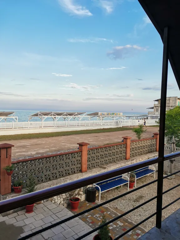 Дом возле моря