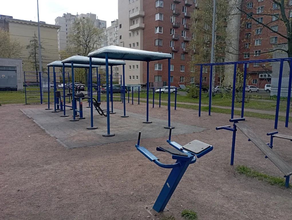 Квартира 2-комнатная квартира у метро недалёко от центра, отличное расположение — Санкт-Петербург