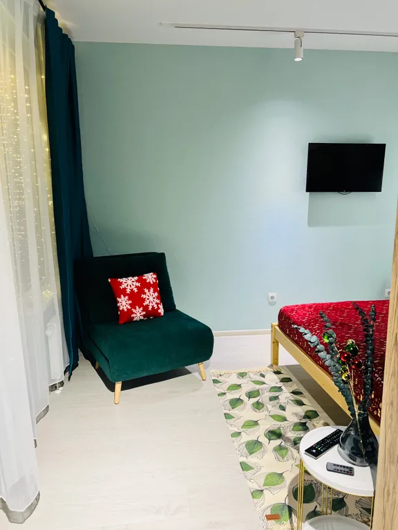 Уютная квартира на первой береговой линиии