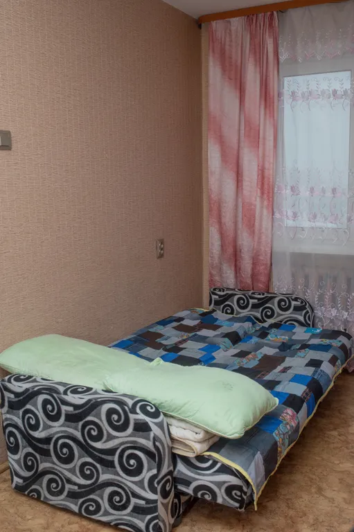 Теплая, уютная квартира рядом с магазинами, с удобной транспортной развязкой