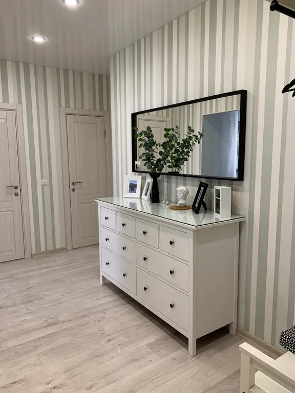 Квартира 2-комнатная Квартира — Тельмана