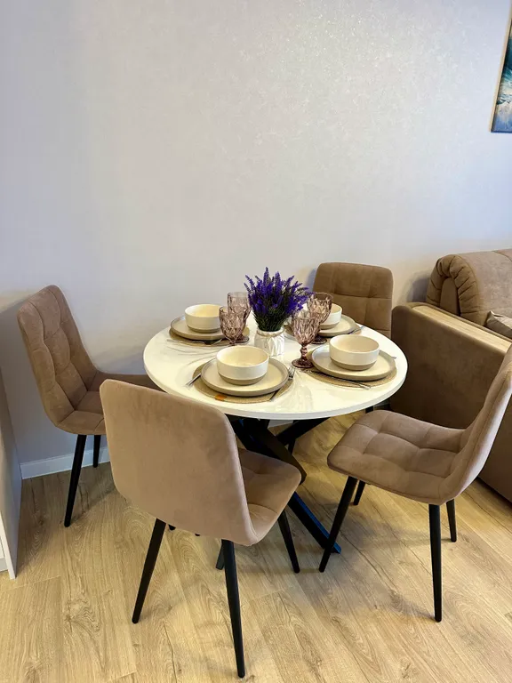 Квартира у озера